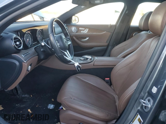 2019 Mercedes-Benz E-Class E 300 with VIN WDDZF4KB2KA574579, listed as a Copart auction lot 41700585 with 0 mi miles and Clean Title. Bid and sale history available at carsss.com. Image 7.