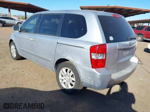 2008 Kia Sedona with VIN KNDMB133686227144, listed as a IAAI auction lot 41868692 with 124,269 mi miles. Bid and sale history available at carsss.com. Image 3.