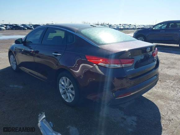 2017 Kia Optima EX with VIN 5XXGU4L31HG172001, listed as a IAAI auction lot 41763595 with 212,254 mi miles. Bid and sale history available at carsss.com. Image 3.