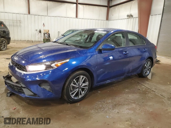 2022 Kia Forte LXS with VIN 3KPF24AD4NE453680, listed as a Copart auction lot 50831325 with 60,154 mi miles and Non Repairable. Bid and sale history available at carsss.com. Image 1.