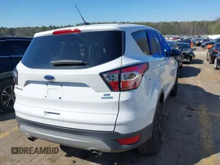 2017 Ford Escape SE with VIN 1FMCU0GD9HUE77231, listed as a IAAI auction lot 41776899 with 71,097 mi miles. Bid and sale history available at carsss.com. Image 4.