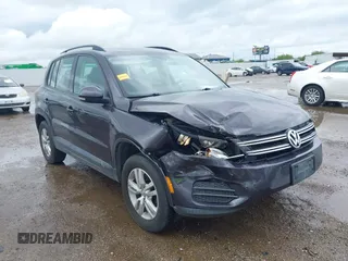 2016 Volkswagen Tiguan SE with VIN WVGAV7AX4GW580074, listed as a IAAI auction lot 42478199 with 114,357 mi miles and . Bid and sale history available at DreamBid. Image 6.