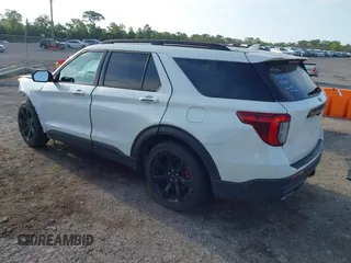 2020 Ford Explorer ST with VIN 1FM5K8GC9LGD03798, listed as a IAAI auction lot 41913678 with 58,772 mi miles. Bid and sale history available at carsss.com. Image 3.