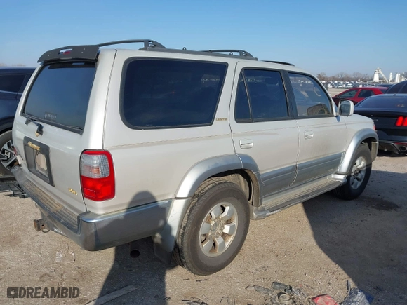 1997 Toyota 4Runner Limited with VIN JT3GN87R7V0054801, listed as a IAAI auction lot 41553918 with 247,674 mi miles. Bid and sale history available at carsss.com. Image 4.