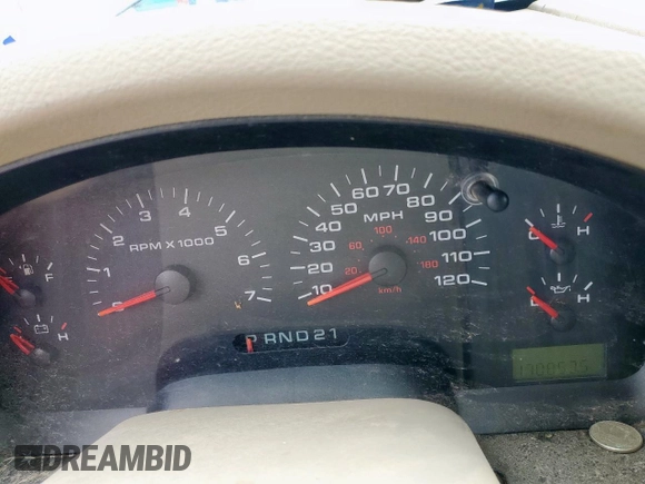 2004 Ford F-150 XL with VIN 1FTPF125X4NB36530, listed as a Copart auction lot 54980485 with 170,853 mi miles and Clean title. Bid and sale history available at DreamBid. Image 9.