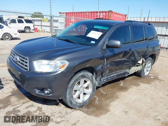 2010 Toyota Highlander SE z VIN 5TDKK3EHXAS017535, wystawiony jako IAAI lot #41965758 z przebiegiem 216 314 mil mil oraz . Historia ofert i sprzedaży dostępna na DreamBid. Obrazek 17.