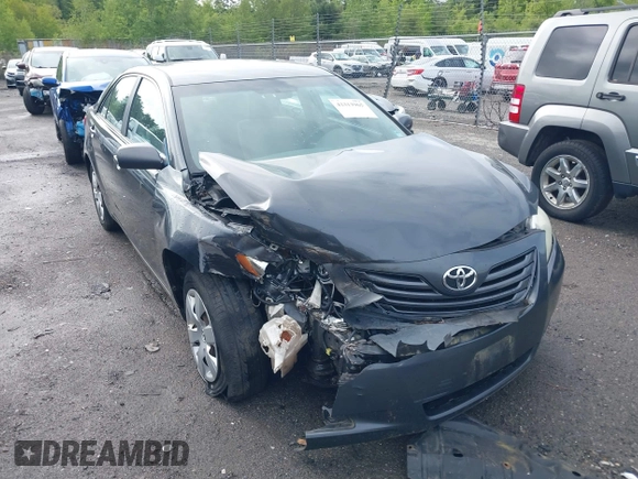 2009 Toyota Camry z VIN 4T1BE46K89U267981, wystawiony jako IAAI lot #42313965 z przebiegiem 173 858 mil mil oraz . Historia ofert i sprzedaży dostępna na DreamBid. Obrazek 1.