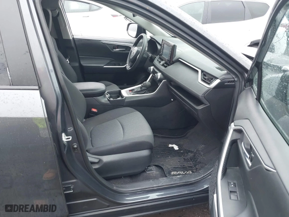 2020 Toyota RAV4 XLE with VIN 2T3P1RFV4LW131273, listed as a IAAI auction lot 41434932 with 55,311 mi miles. Bid and sale history available at carsss.com. Image 5.