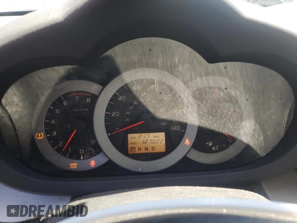 2010 Toyota RAV4 z VIN 2T3ZF4DV0AW050199, wystawiony jako Copart lot #63526535 z przebiegiem 127 022 mil mil oraz Szkoda całkowita • Salvage title. Historia ofert i sprzedaży dostępna na DreamBid. Obrazek 9.