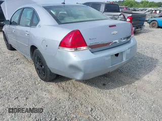 2006 Chevrolet Impala LS z VIN 2G1WB58K869418899, wystawiony jako IAAI lot #42218147 z przebiegiem 227 923 mil mil oraz . Historia ofert i sprzedaży dostępna na DreamBid. Obrazek 6.