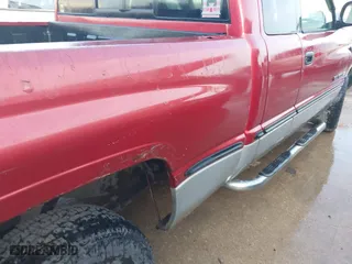 1998 Dodge Ram 1500 with VIN 1B7HC13Y6WJ221378, listed as a IAAI auction lot 41751883 with 153,035 mi miles. Bid and sale history available at carsss.com. Image 6.