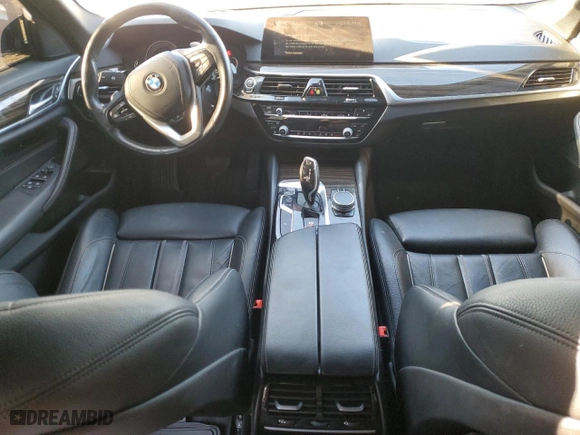 2019 BMW 5 Series 530i xDrive with VIN WBAJA7C55KWW18641, listed as a Copart auction lot 42586165 with 60,675 mi miles and Salvage Title. Bid and sale history available at carsss.com. Image 8.