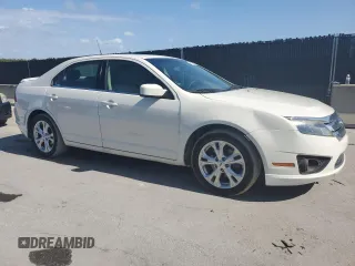 2012 Ford Fusion SE z VIN 3FAHP0HA7CR133859, wystawiony jako Copart lot #61153125 z przebiegiem 100 822 mil mil oraz Czysty tytuł • Clean title. Historia ofert i sprzedaży dostępna na DreamBid. Obrazek 4.