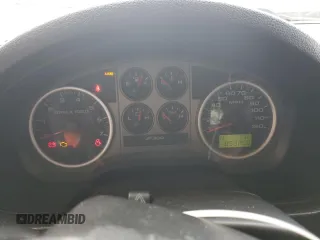 2004 Ford F-150 XLT с VIN 1FTPX14534KD96022, выставлен на аукционе Copart как лот 58184295 с пробегом 185 925 миль миль и Списание • Salvage title. История ставок и продаж доступна на DreamBid. Изображение 9.