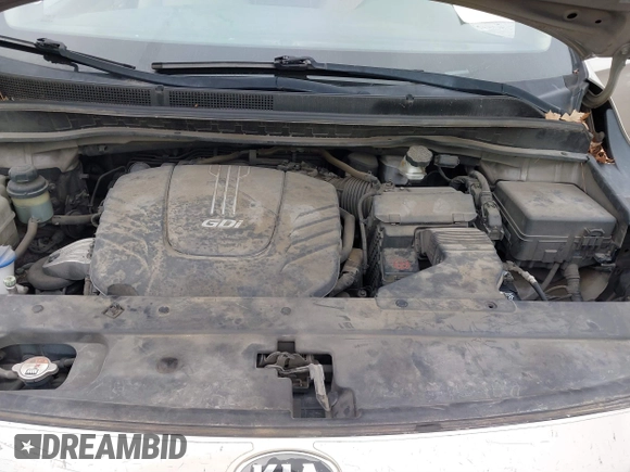 2016 Kia Sedona LX with VIN KNDMB5C16G6116730, listed as a IAAI auction lot 40953112 with 147,191 mi miles. Bid and sale history available at carsss.com. Image 10.