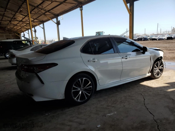 2019 Toyota Camry LE with VIN 4T1B11HK1KU186205, listed as a Copart auction lot 52455625 with 122,099 mi miles and Salvage Title. Bid and sale history available at carsss.com. Image 3.