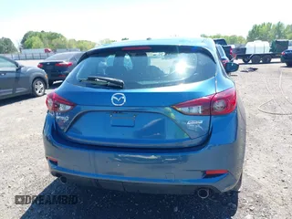 2018 Mazda 3 Touring z VIN 3MZBN1L38JM185142, wystawiony jako IAAI lot #42004450 z przebiegiem 172 096 mil mil oraz . Historia ofert i sprzedaży dostępna na DreamBid. Obrazek 16.