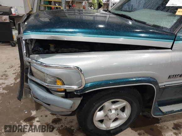 1997 Dodge 1500 with VIN 3B7HC13Y8VG723485, listed as a IAAI auction lot 41340037 with 142,406 mi miles and . Bid and sale history available at DreamBid. Image 17.