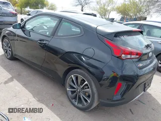 2019 Hyundai Veloster 2.0 with VIN KMHTG6AF6KU007430, listed as a IAAI auction lot 41923885 with 55,238 mi miles. Bid and sale history available at carsss.com. Image 3.
