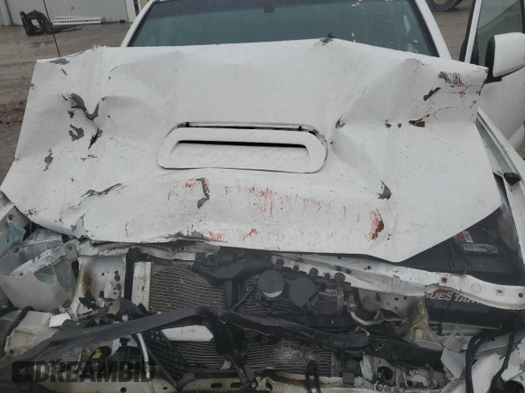2013 Toyota Tacoma with VIN 3TMLU4EN8DM131287, listed as a Copart auction lot 86551044 with 132,499 mi miles and Salvage title. Bid and sale history available at DreamBid. Image 11.