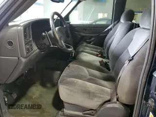 2006 GMC Sierra 2500HD SLT z VIN 1GTHK29DX6E253868, wystawiony jako Copart lot #72678614 z przebiegiem 215 767 mil mil oraz Szkoda całkowita • Salvage title. Historia ofert i sprzedaży dostępna na DreamBid. Obrazek 7.