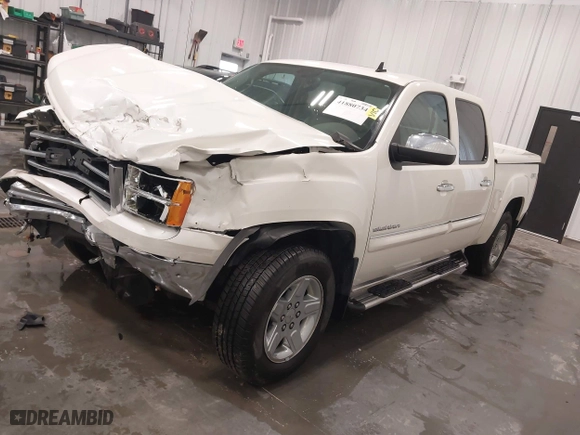 2013 GMC Sierra 1500 SLT with VIN 3GTP2WE74DG375456, listed as a IAAI auction lot 41880734 with 87,446 mi miles. Bid and sale history available at carsss.com. Image 18.