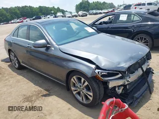 2018 Mercedes-Benz C 300 с VIN WDDWF4JB1JR357884, выставлен на аукционе IAAI как лот 42622048 с пробегом 58 540 миль миль и . История ставок и продаж доступна на DreamBid. Изображение 1.