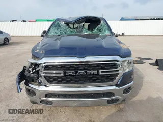 2022 Ram 1500 Big Horn z VIN 1C6SRFFT7NN415143, wystawiony jako IAAI lot #42140645 z przebiegiem 25 468 mil mil oraz . Historia ofert i sprzedaży dostępna na DreamBid. Obrazek 11.