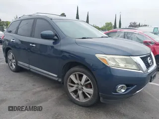2013 Nissan Pathfinder SL z VIN 5N1AR2MM9DC665451, wystawiony jako IAAI lot #42162875 z przebiegiem Nie podano mil oraz . Historia ofert i sprzedaży dostępna na DreamBid. Obrazek 1.