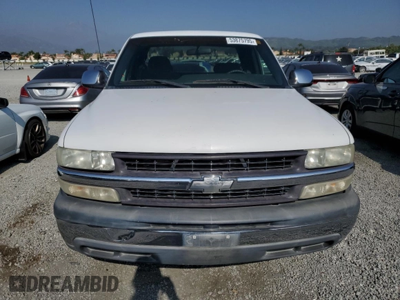 2000 Chevrolet Silverado 1500 LS with VIN 2GCEC19V0Y1122598, listed as a Copart auction lot 53875795 with 86,066 mi miles and Salvage Title. Bid and sale history available at DreamBid. Image 5.