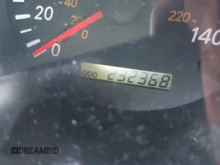 2004 Toyota Highlander z VIN JTEEP21A840042289, wystawiony jako IAAI lot #42189973 z przebiegiem 232 368 mil mil oraz . Historia ofert i sprzedaży dostępna na DreamBid. Obrazek 16.