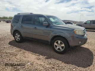 2011 Honda Pilot EX with VIN 5FNYF3H42BB044645, listed as a Copart auction lot 53085705 with 208,345 mi miles and Salvage Title. Bid and sale history available at carsss.com. Image 4.