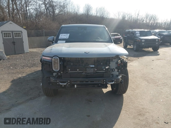 2025 Rivian R1T Adventure z VIN 7FCTGBAAXSN035740, wystawiony jako IAAI lot #41728515 z przebiegiem 3 773 mil mil oraz . Historia ofert i sprzedaży dostępna na DreamBid. Obrazek 16.