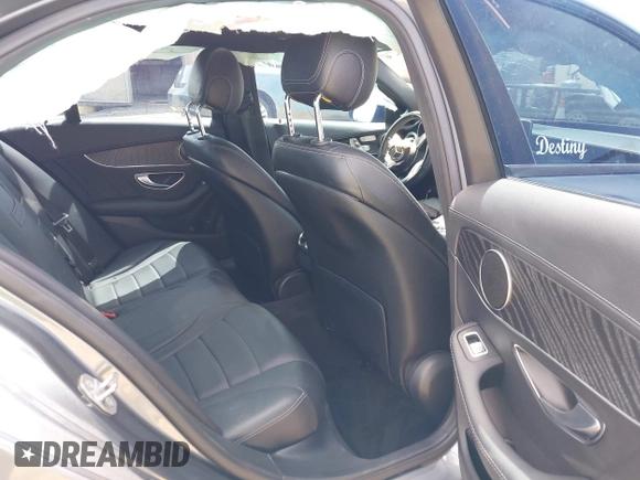 2017 Mercedes-Benz C 300 с VIN 55SWF4JB7HU224376, выставлен на аукционе IAAI как лот 42195919 с пробегом 98 683 миль миль и . История ставок и продаж доступна на DreamBid. Изображение 8.