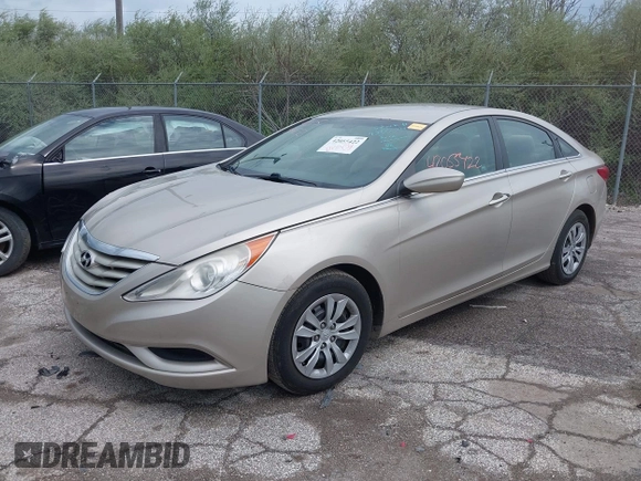 2011 Hyundai Sonata GLS with VIN 5NPEB4AC2BH061548, listed as a IAAI auction lot 42055422 with 131,366 mi miles and . Bid and sale history available at carsss.com. Image 2.