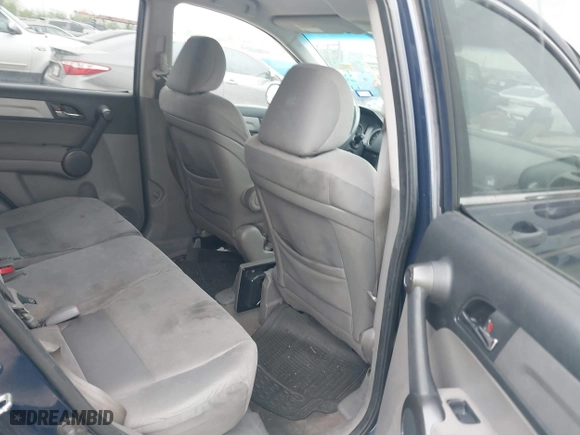 2011 Honda CR-V SE with VIN 5J6RE3H46BL035431, listed as a IAAI auction lot 41874977 with 137,691 mi miles. Bid and sale history available at carsss.com. Image 8.