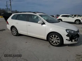 2013 Volkswagen Jetta SportWagen S with VIN 3VWPP7AJ0DM668634, listed as a Copart auction lot 49102505 with 216,284 mi miles and Clean Title. Bid and sale history available at carsss.com. Image 4.