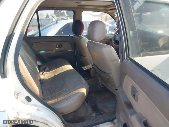 1997 Toyota 4Runner Limited with VIN JT3GN87RXV0028578, listed as a IAAI auction lot 41468199 with 305,731 mi miles. Bid and sale history available at carsss.com. Image 8.