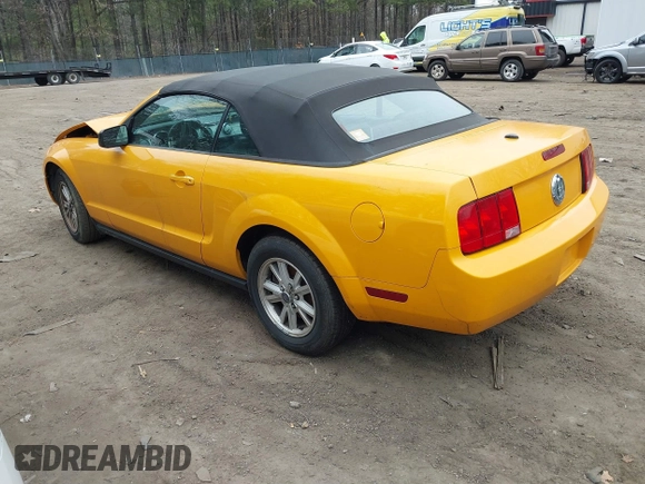 2007 Ford Mustang Deluxe с VIN 1ZVFT84N175345621, выставлен на аукционе IAAI как лот 41770321 с пробегом 163 161 миль миль и . История ставок и продаж доступна на DreamBid. Изображение 3.