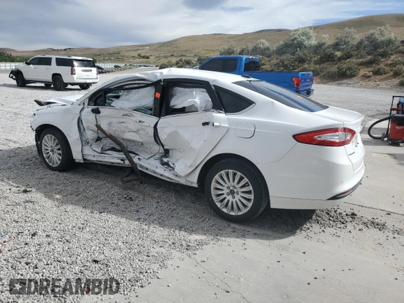 2016 Ford Fusion SE Hybrid с VIN 3FA6P0LU6GR356098, выставлен на аукционе Copart как лот 63695405 с пробегом Не указан миль и Списание • Salvage title. История ставок и продаж доступна на DreamBid. Изображение 2.