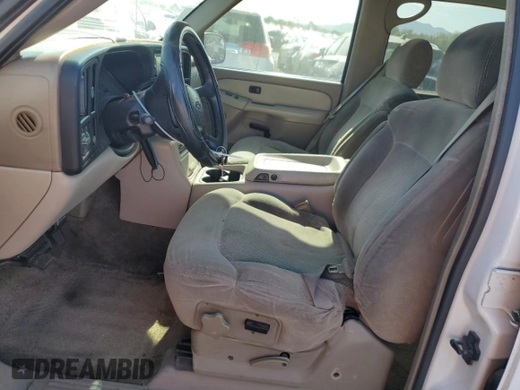 2001 Chevrolet Suburban LS with VIN 3GNEC16T81G222813, listed as a Copart auction lot 57213525 with 289,901 mi miles and Salvage title. Bid and sale history available at DreamBid. Image 7.