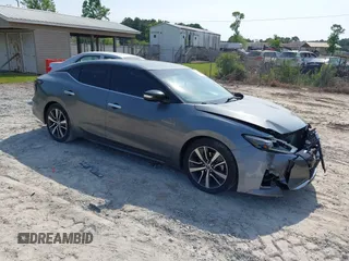 2020 Nissan Maxima SV z VIN 1N4AA6CV7LC373623, wystawiony jako IAAI lot #42314396 z przebiegiem 100 646 mil mil oraz . Historia ofert i sprzedaży dostępna na DreamBid. Obrazek 1.