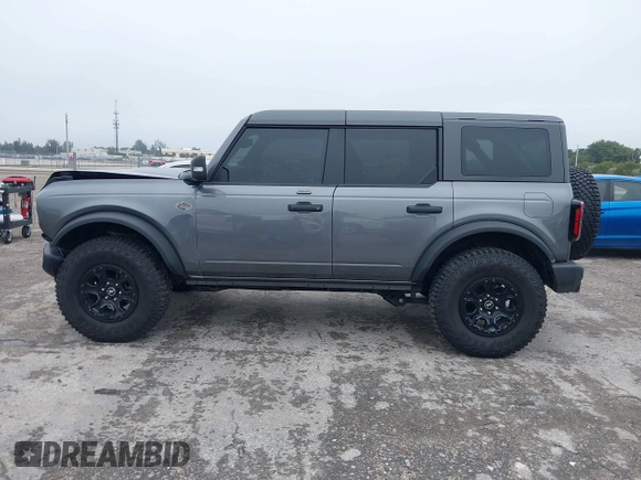 2023 Ford Bronco with VIN 1FMEE5DPXPLC01694, listed as a IAAI auction lot 41389276 with 10,512 mi miles. Bid and sale history available at carsss.com. Image 15.