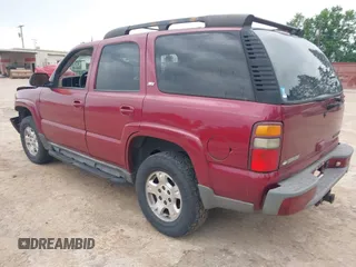 2005 Chevrolet Tahoe Z71 z VIN 1GNEK13T15R215991, wystawiony jako IAAI lot #42189636 z przebiegiem 274 201 mil mil oraz . Historia ofert i sprzedaży dostępna na DreamBid. Obrazek 3.