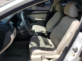 2011 Volkswagen Jetta SE with VIN 3VWDZ7AJ0BM052023, listed as a Copart auction lot 59148675 with 132,303 mi miles and Salvage title. Bid and sale history available at DreamBid. Image 7.