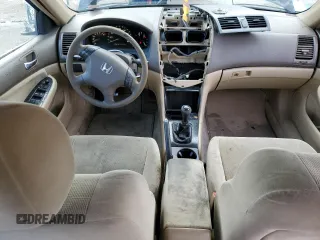 2006 Honda Accord LX SE z VIN 1HGCM55396A164885, wystawiony jako Copart lot #54504984 z przebiegiem 296 276 mil mil oraz Nie do naprawy • Non repairable. Historia ofert i sprzedaży dostępna na DreamBid. Obrazek 8.