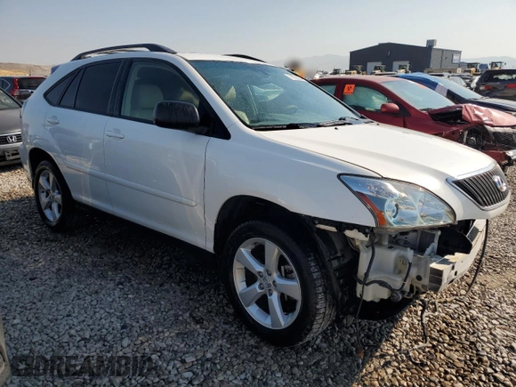 2005 Lexus RX 330 with VIN JTJHA31U150079427, listed as a Copart auction lot 70025284 with 66,226 mi miles and Salvage Title. Bid and sale history available at carsss.com. Image 4.