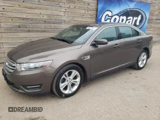 2016 Ford Taurus SEL with VIN 1FAHP2H86GG132160, listed as a Copart auction lot 61489735 with 135,437 mi miles and Clean title. Bid and sale history available at DreamBid. Image 1.