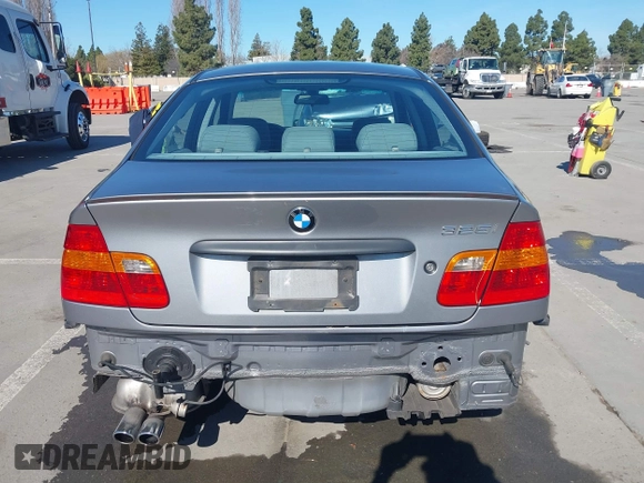2003 BMW 3 Series 325i with VIN WBAAZ334X3KP81397, listed as a IAAI auction lot 41633863 with 128,133 mi miles and . Bid and sale history available at DreamBid. Image 17.
