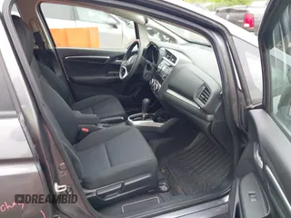 2019 Honda Fit LX z VIN 3HGGK5H40KM707419, wystawiony jako IAAI lot #42354063 z przebiegiem 48 197 mil mil oraz . Historia ofert i sprzedaży dostępna na DreamBid. Obrazek 5.